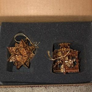 Merry Go Round and Christmas Star set